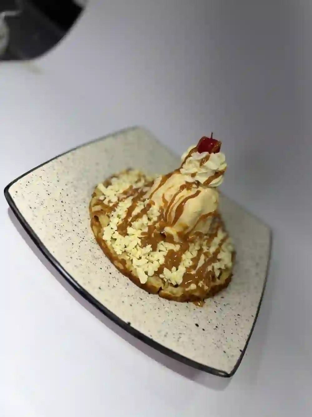 Waffle Arequipe y Queso